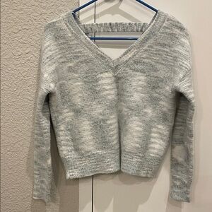 Jessica Simpson Blue and White V-Neck Sweater